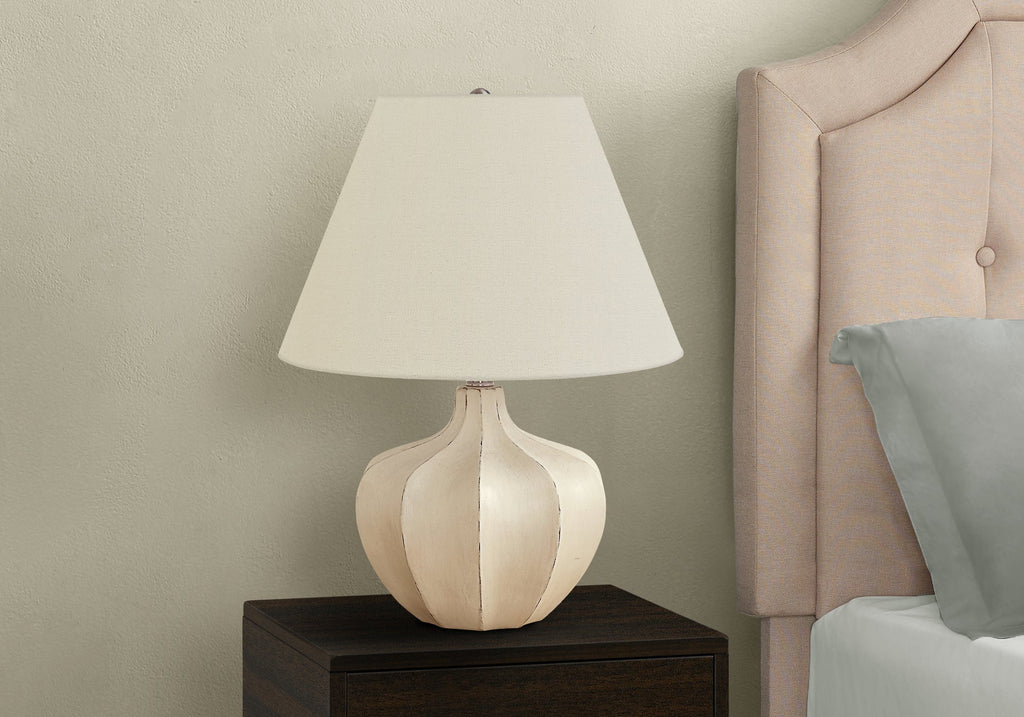 Maplehurst Resin Table Lamp