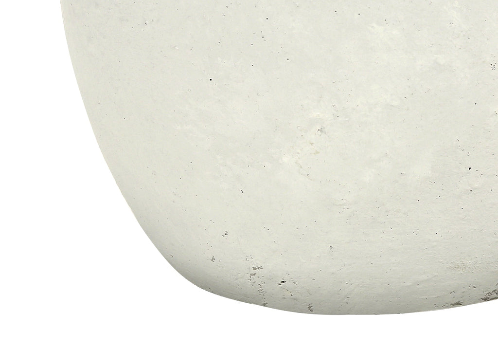 Oakridge Resin Table Lamp