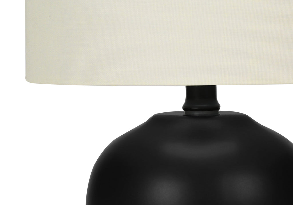 Northfield Ceramic Table Lamp