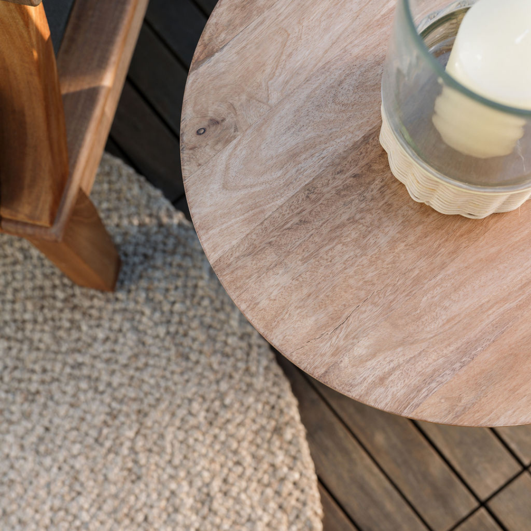 Handcrafted Round Braided Jute Rug in Natural, 5 ft
