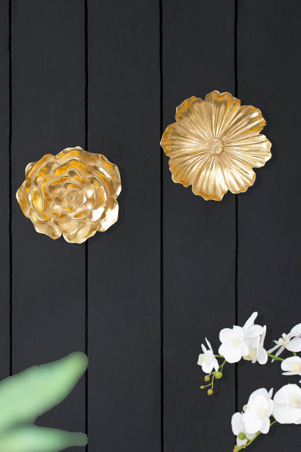 2-Piece Resin Rose Hanging Wall Decor