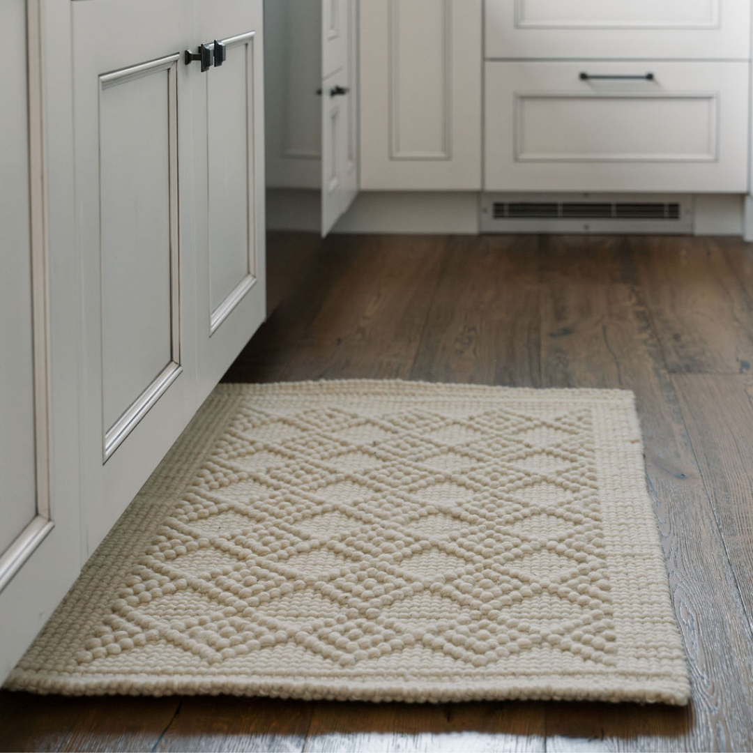 Handcrafted Sisal and Wool Diamond Loop Rug in Natural, 2 x 3
