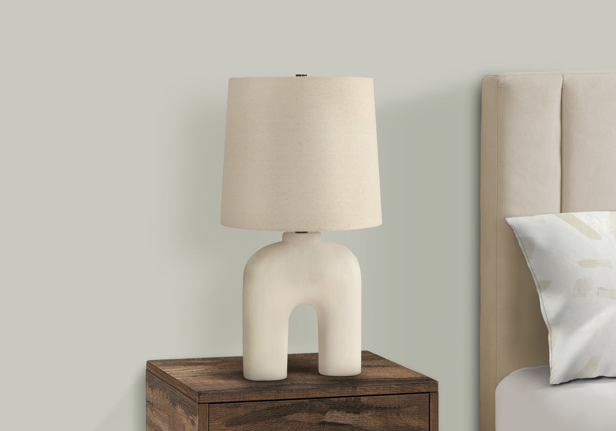 Bellingham Resin Table Lamp