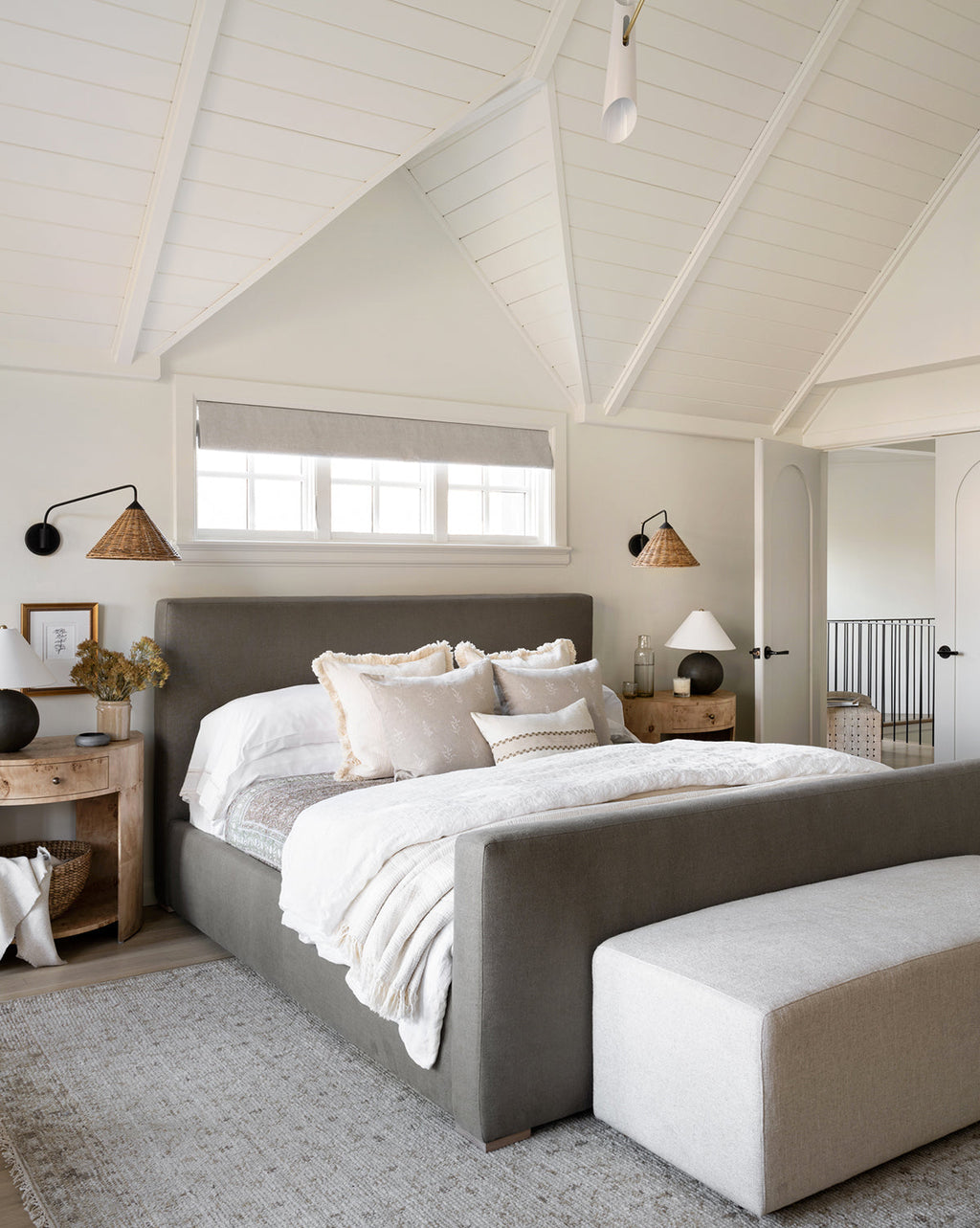 Faris Bed