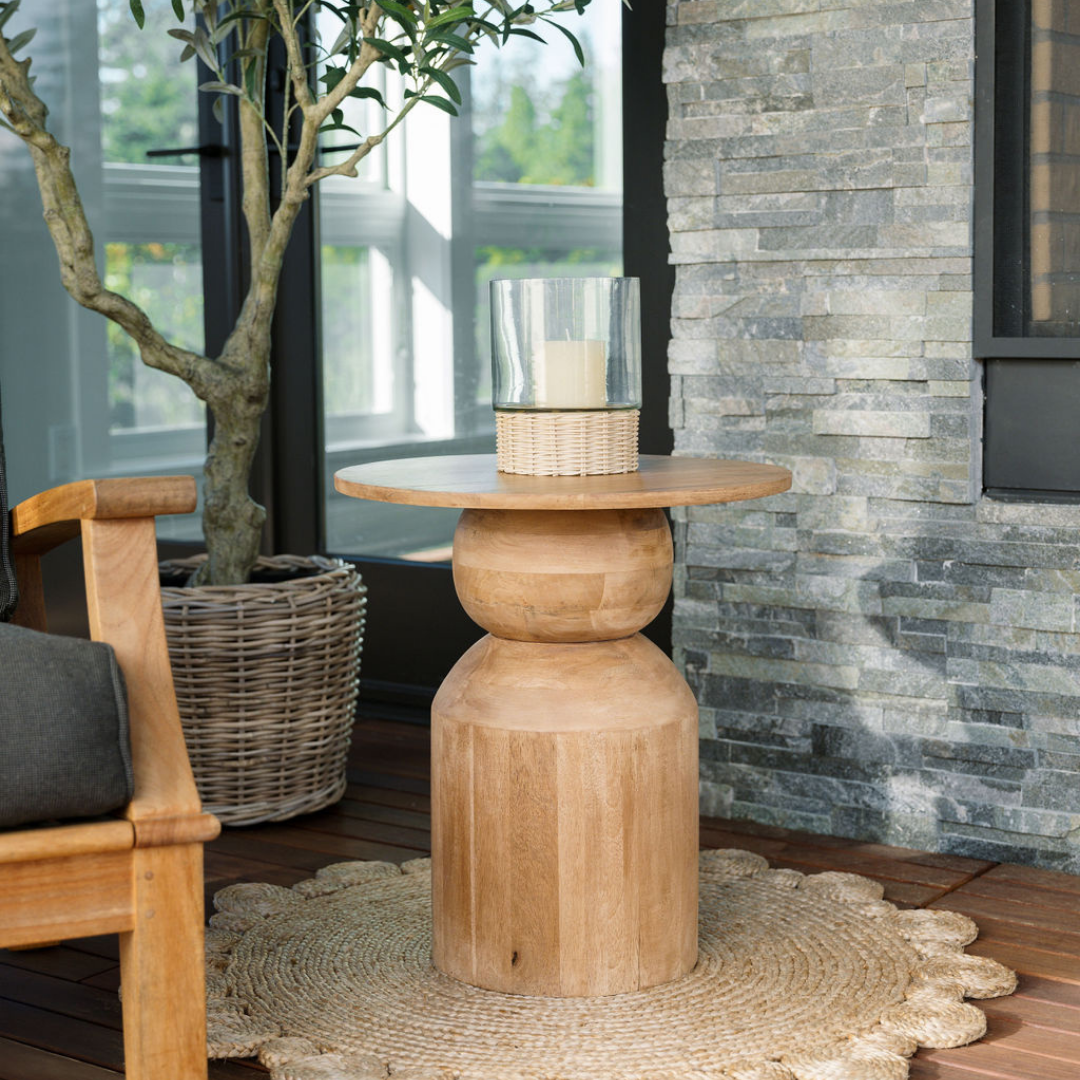 Handcrafted Round Scalloped Jute Rug in Natural, 3 ft